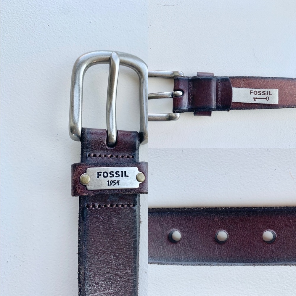 Men’s Fossil Leather Belt size Small - 32